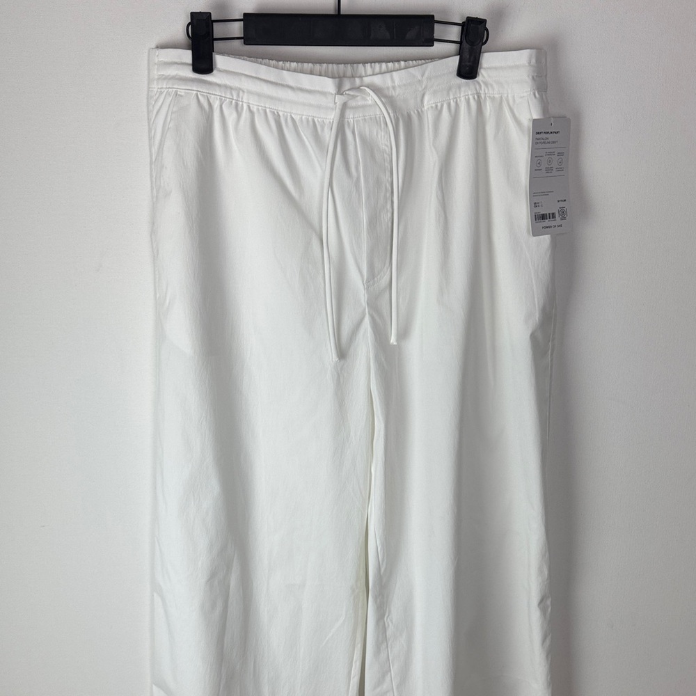 [NWT] Athleta Pants - Women's MT